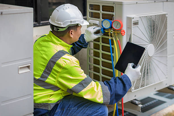 Professional Hvac Installation technician working in Menifee, CA